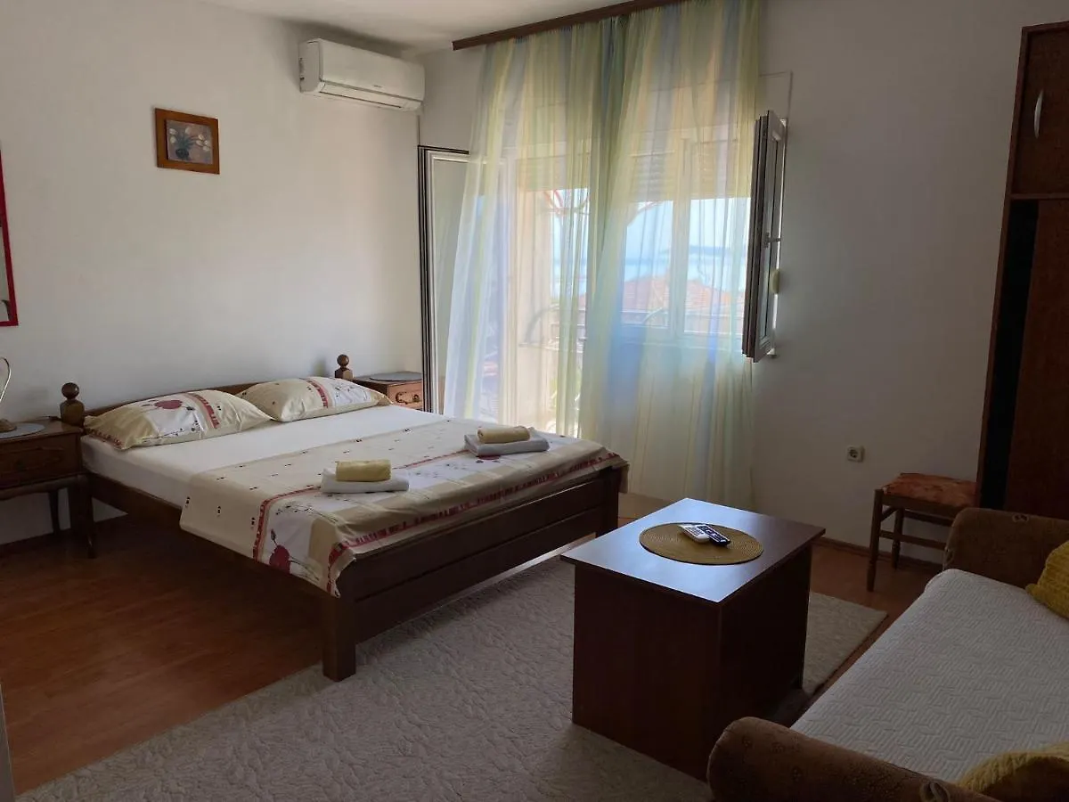 게스트하우스 Apartmani Udovicic 트로기르
